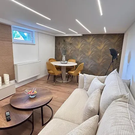 Nella Lejlighed